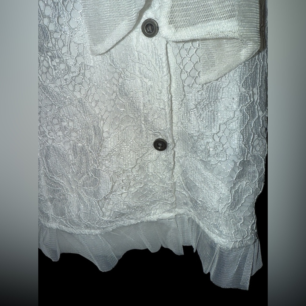 Impulsive white lace blouse with a bow collar and sheer sleeves sz Large - Picture 4 of 10